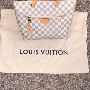 Louis Vuitton IENA PM ❤️ ((Offers Welcomed))
